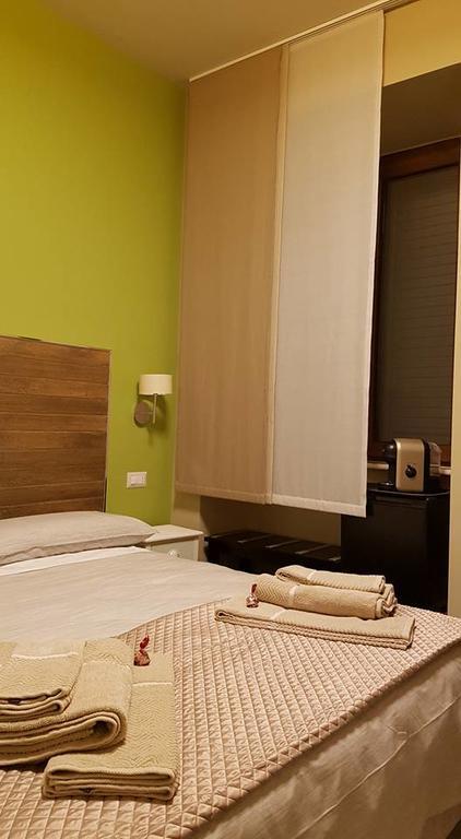 B&B Via Veneto Кротоне Екстериор снимка